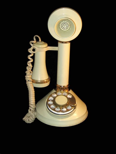Old Time Phone 的图像结果