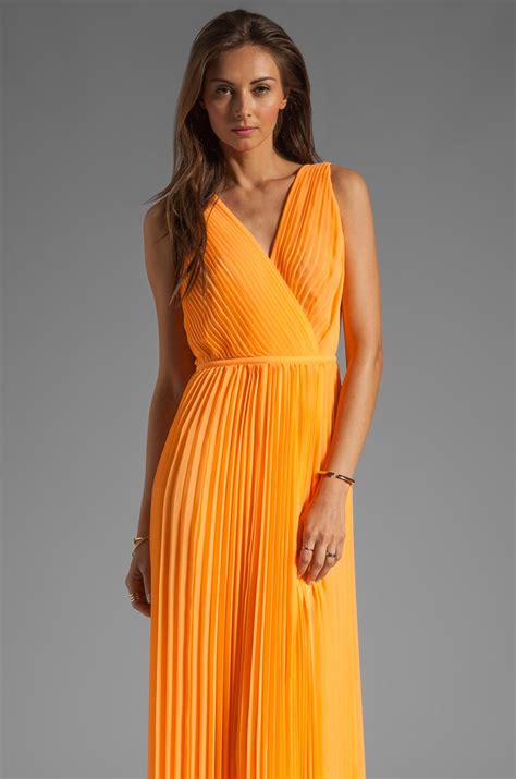 Halston Heritage V Neck Pleated Gown in Nectar | REVOLVE