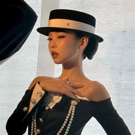 Jennie 2025 Facecard