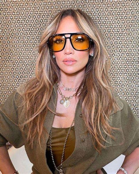 Everything You Need To Know About The V-Cut Hair Style | Femina.in