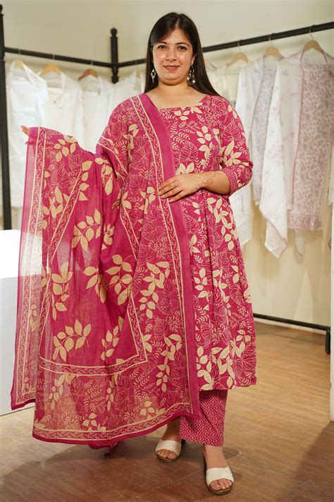 Shop Plus Size Kurta Sets at Apella