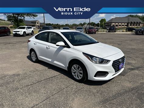 Hyundai Accent 2022 Sedan Bronze