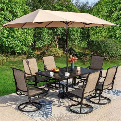Outdoor Dining Table With Umbrella