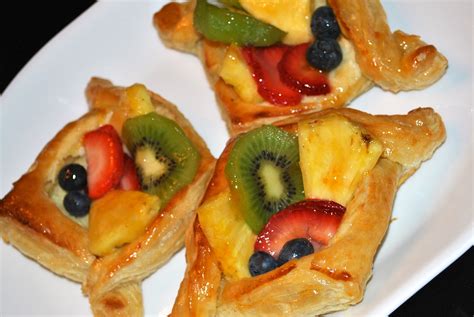 Top 15 Puff Pastry Desserts with Fruit Of All Time – Easy Recipes To ...