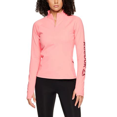 Sports Clothing 的图像结果