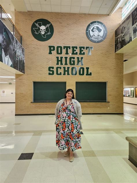 Kenya Chairez on LinkedIn: Last Wednesday was bittersweet as it was my last day at Poteet High ...