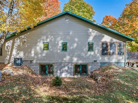 7235 Norway Rd - Redman Realty Group