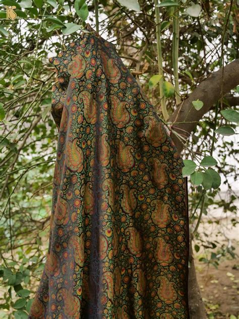 Handloom Banarasi Kalka Ambi Tanchoi Silk Fabric – Khinkhwab