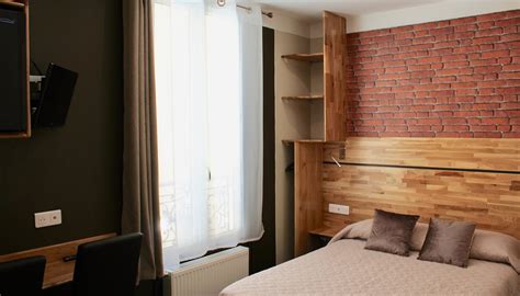 HOTEL DES PYRENEES (Paris) - Hotel Reviews, Photos, Rate Comparison ...