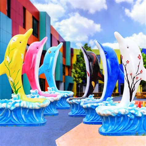 玻璃钢海豚，彩绘海豚雕塑 - 卓景雕塑公司
