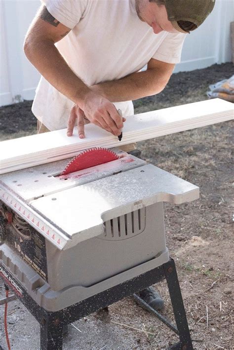 How to Install Privacy Fence Screening 的图像结果