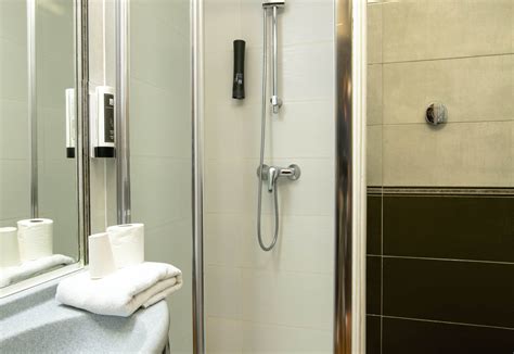 B&B HOTEL Bollène : hôtel 2 étoiles près de l'autoroute