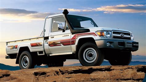 Toyota Land Cruiser Pickup