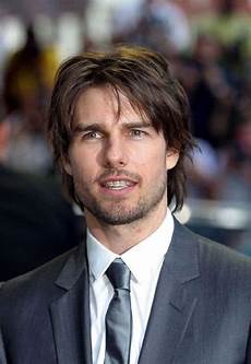 Tom Cruise Hairstyle by 10 Tom Cruise Haircuts That Became Iconic Cool S Hair Tom Cruise Hairstyle