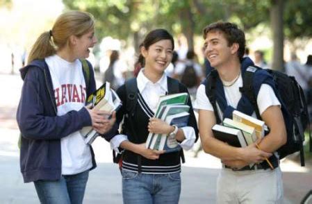 如何顺利完成海外求学 高中生留学不止成绩