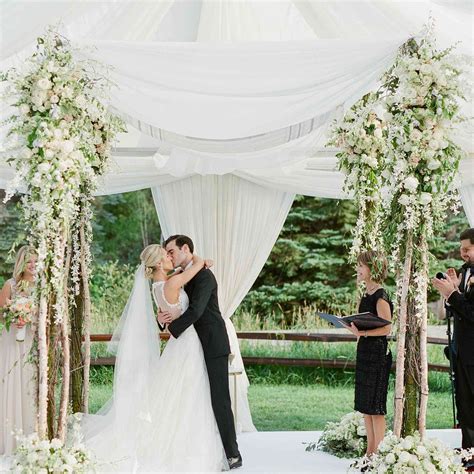Beautiful Elegant Wedding Altar
