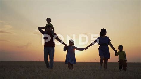 Family Of 5 Holding Hands Silhouette