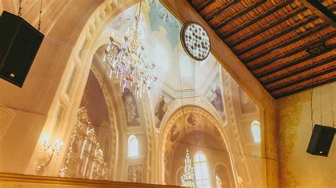 The Second House in Goa is a shapeshifting restaurant with moody AI art ...