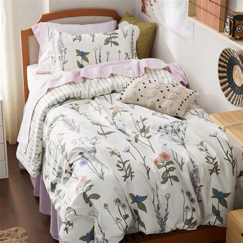 Amazon.com: Wake In Cloud - Twin/Twin XL Comforter Set, 3-Piece, Floral ...