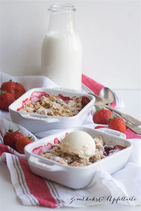 Rhabarber-Erdbeer-Crumble mit Zimtstreuseln - Zimtkeksundapfeltarte