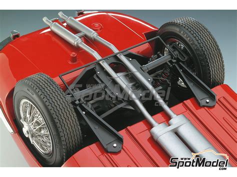 Revell 07717: Car scale model kit 1/8 scale - Jaguar E-Type Coupe (ref. REV07717) | SpotModel