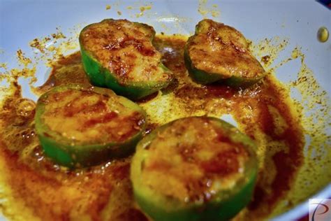 भरवां शिमला मिर्च बनाने की विधि Stuffed Shimla Mirch Recipe - पारूल के ...