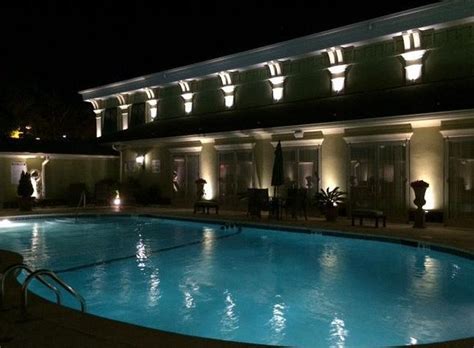 TOWN & COUNTRY INN AND SUITES (Charleston) - Hotel Reviews, Photos ...