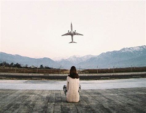 Clothing to be avoided at Airport - lifeberrys.com