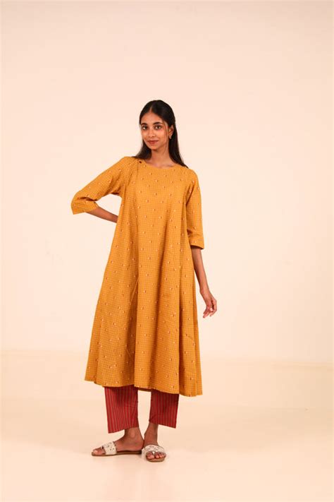 Loomed in Love – Pleatedstory