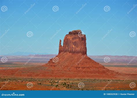 East Mitten Butte in Monument Valley Stock Photo - Image of mitten ...