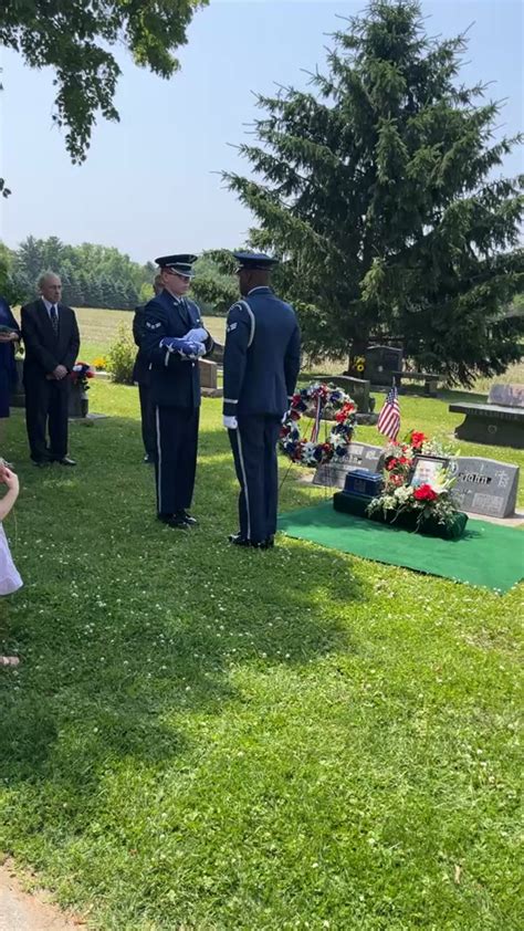 Claussen Funeral Home | Lake Mills WI