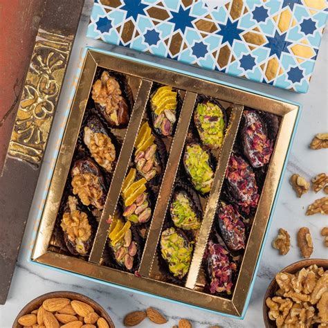 Assorted Flavoured Dates Box - 16 pieces – THE BAKLAVA BOX