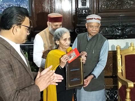 Nirmal Thakur receives inaugural Sapta Sindhu lifetime award from ...