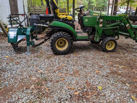 John Deere 1025R Stump Grinder 的图像结果