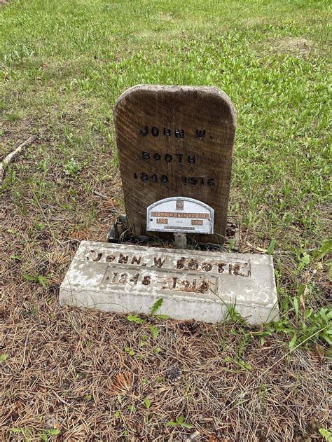 John Wilkes Booth Grave Location