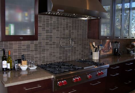 NAKODA GRANITES :: PRODUCTS :: KITCHEN TOP