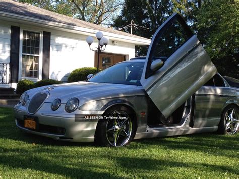 2003 Jaguar S - Type R Sedan 4 - Door 4. 2l Custom