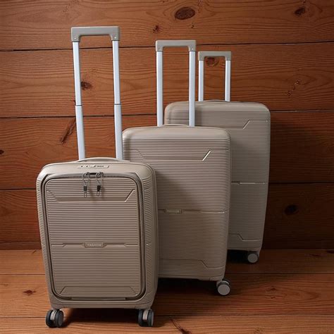 Hard-Shell Trolley Luggage Bag (Set of 3-pice / Mix Color) – Sky Shopy