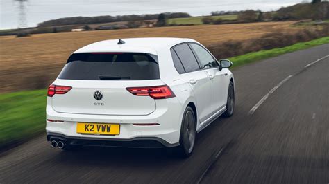 Volkswagen Golf GTD (Mk8) Driving, Engines & Performance | Top Gear