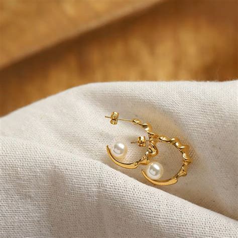Anti tarnish 18k Gold Plated Earrings | Waterproof Jewellery – RosyWine
