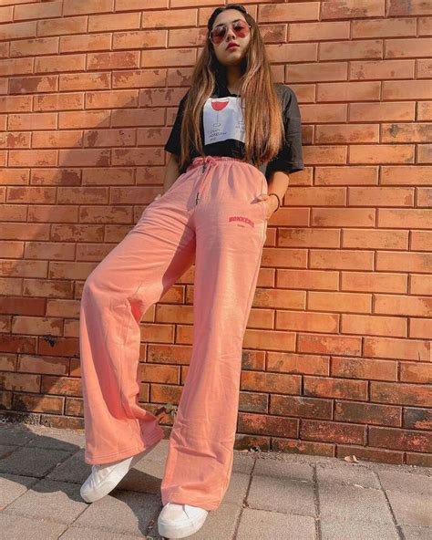 Tujhse Hai Raabta actress Reem Shaikh shares bewitching pictures from ...