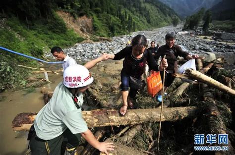 成都彭州龙漕沟突发山洪灾害，已致7人死亡