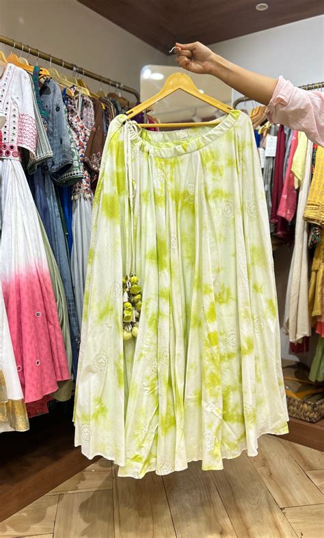 KGO Lehenga – Komal Gulabani Label