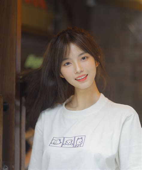 20230822191941 - NiceGirl