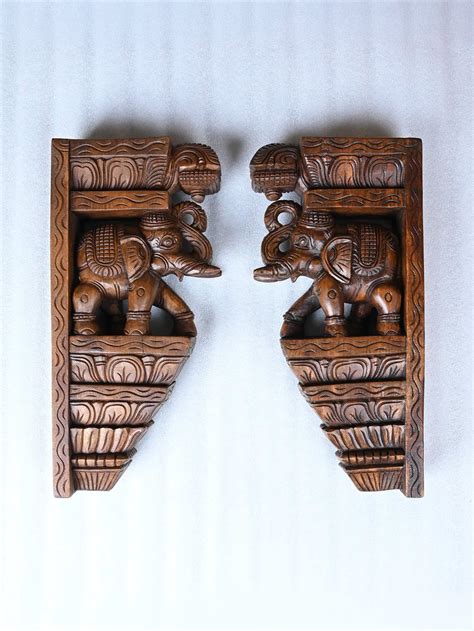 Wooden Wall Corbals (Brackets) – Sengottuvel Wood Carvings