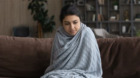 What Is Causing My Feet and Hands to Always Feel Cold? - GoodRx