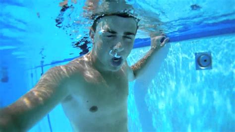 GoPro Pool Shower 的图像结果