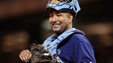 Rays keep Jose Molina, sign catcher to 2-year deal | Sporting News