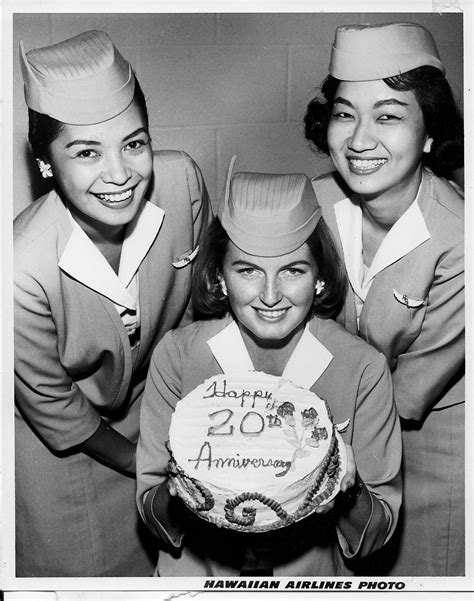Hawaiian Airlines Has Had Some Awesome Flight Attendant Uniforms Over The Years | HuffPost Life