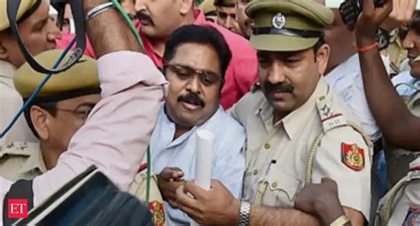 Delhi Police officials take TTV Dhinakaran to Chennai for investigation ...